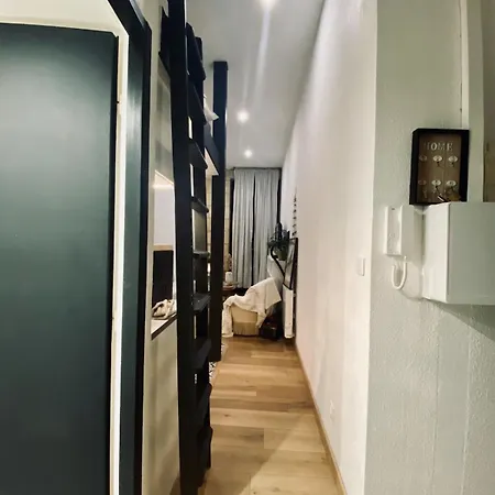 Center Quiet Apartment *